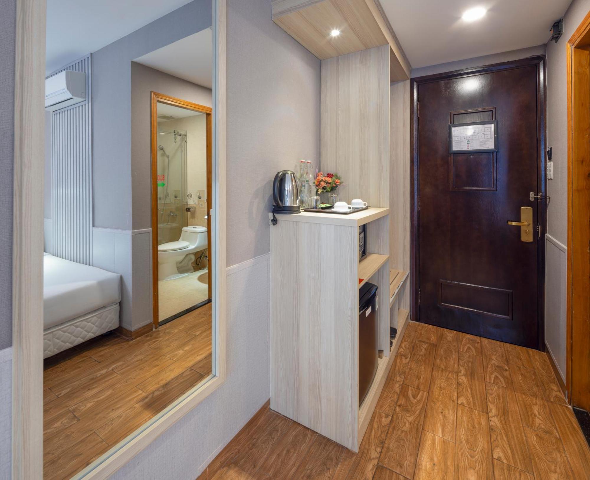 Viet Lotus Saigon Hotel Ho Chi Minh City Bagian luar foto