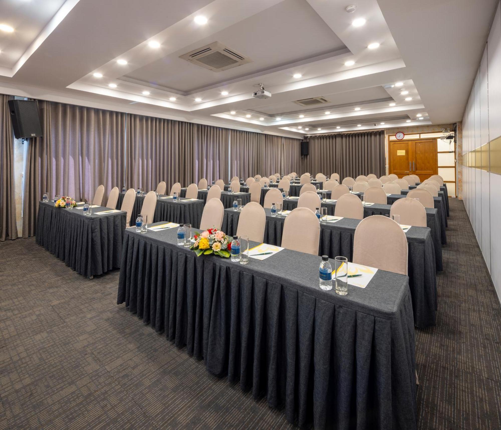 Viet Lotus Saigon Hotel Ho Chi Minh City Bagian luar foto